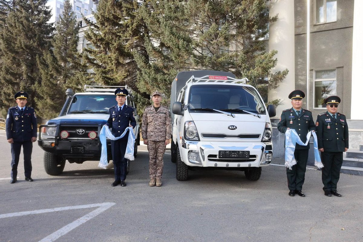 Алсдагдсан цэргийн анги, нэгжид АВТОМАШИНЫ ДЭМЖЛЭГ үзүүллээ